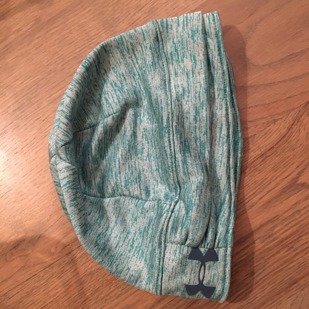 Under armor beanie